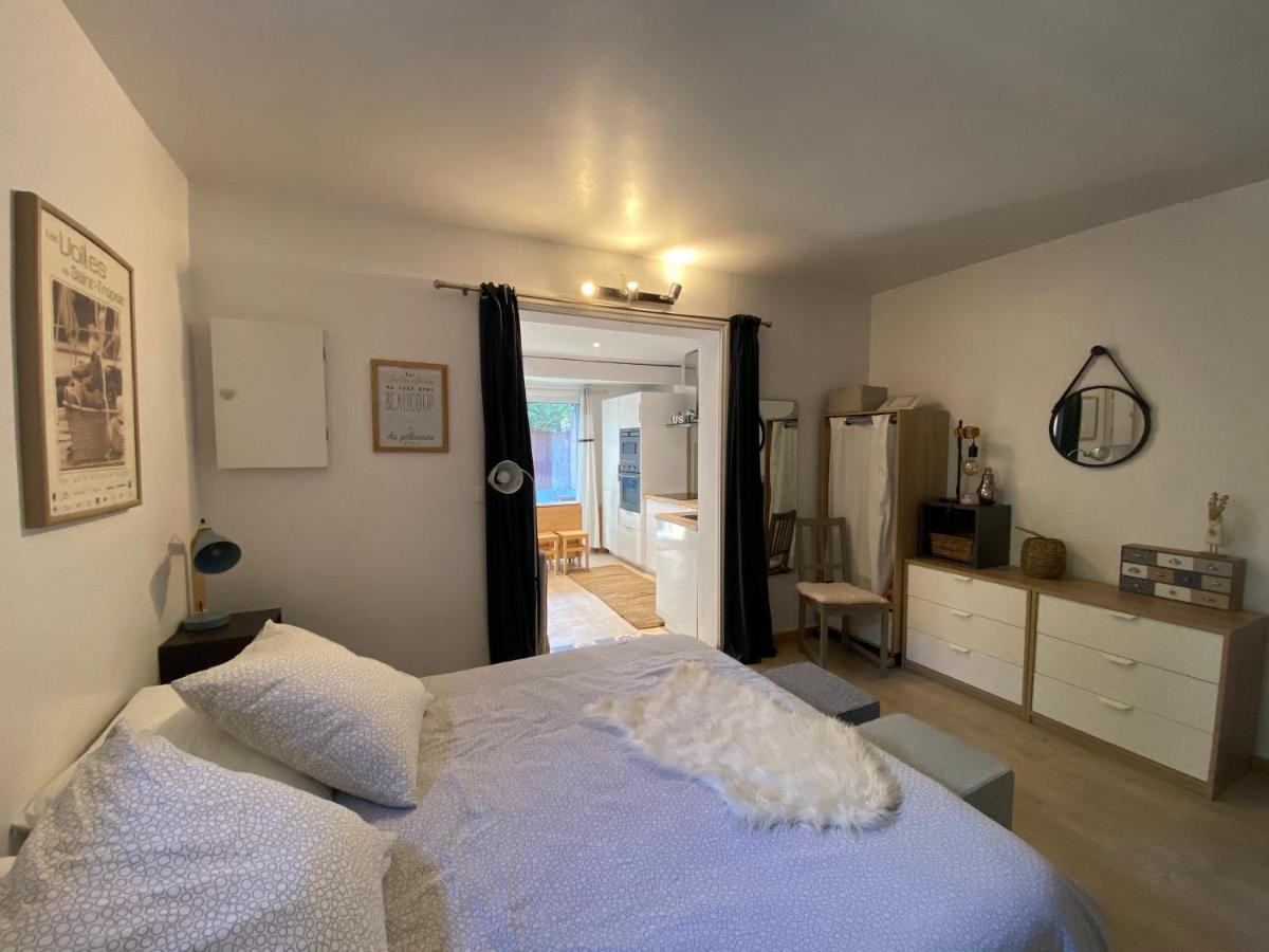 Agreable Proche Sttropez Piscine Et Tennis Apartment Gassin