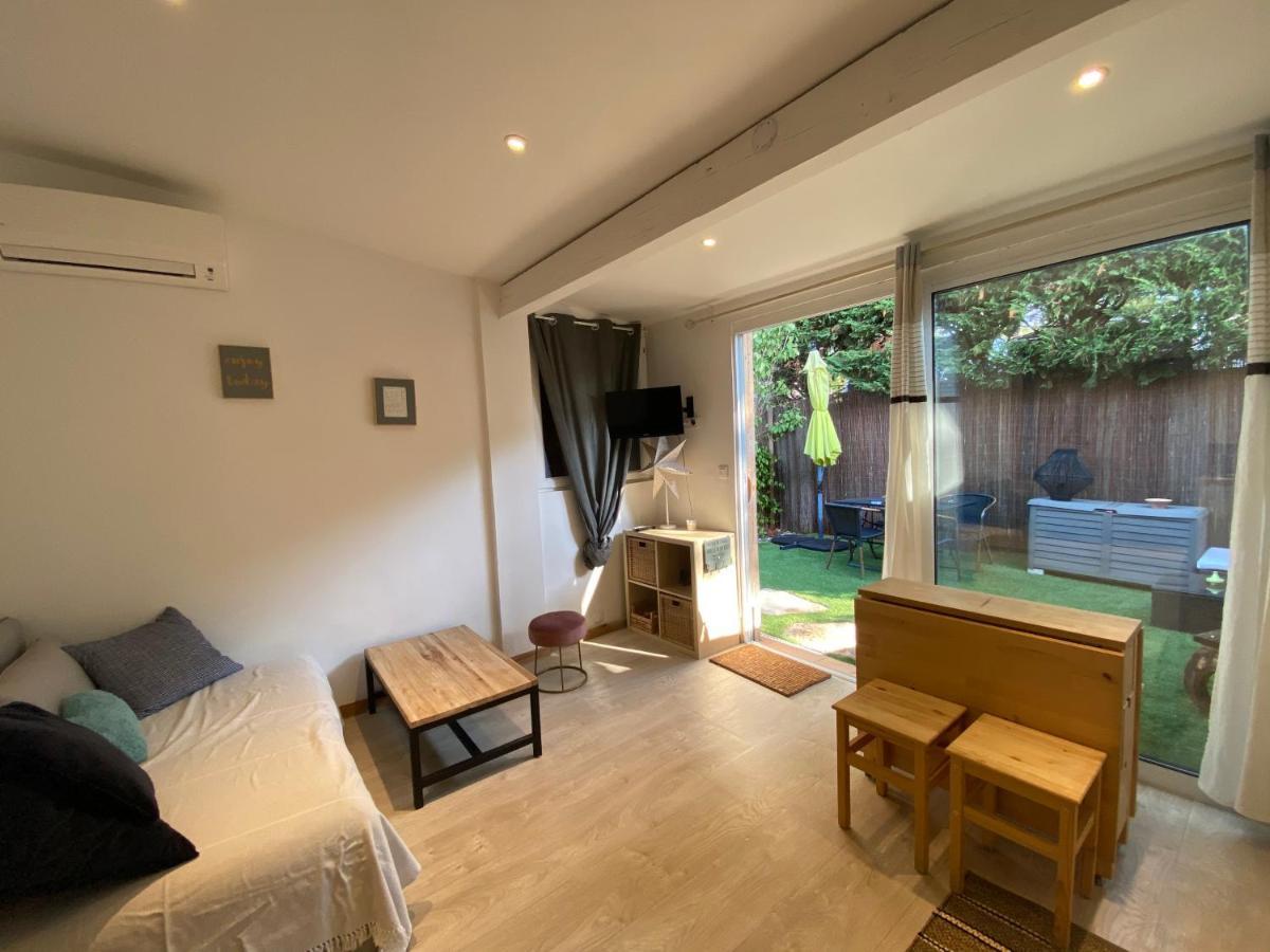Agreable Proche Sttropez Piscine Et Tennis Apartment Gassin