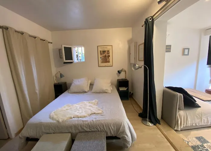 Agreable Studio Proche Sttropez Piscine Et Tennis
